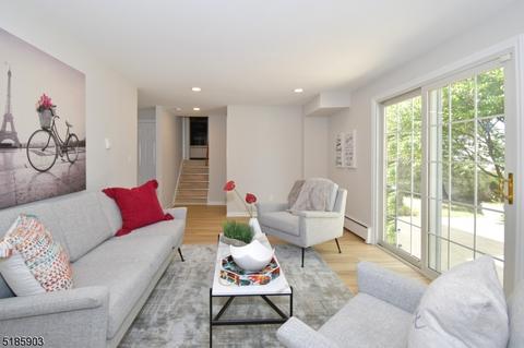 874 Peach Tree Rd, Union, NJ 07083 photo 13