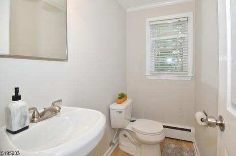 874 Peach Tree Rd, Union, NJ 07083 photo 18