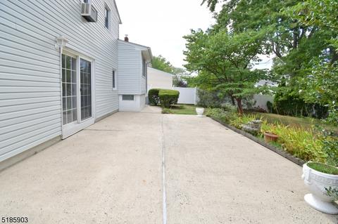 874 Peach Tree Rd, Union, NJ 07083 photo 19