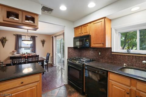 44 Colonial Ter, Springfield, NJ 07081 photo 9