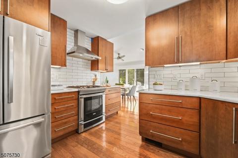 11 Harvey Dr, Summit, NJ 07901 photo 10