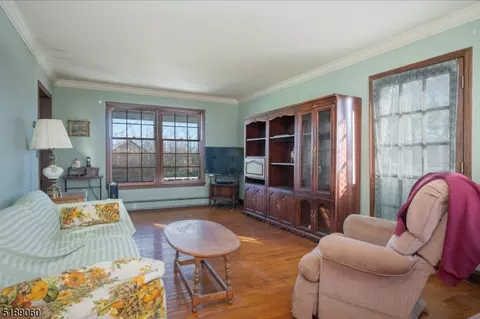 14 Holland Rd, Wantage, NJ 07461