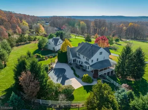 1 Kelsey Farm Rd, Milford, NJ 08848