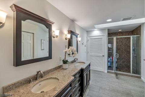 16 Lowell Dr, Wayne, NJ 07470 photo 18