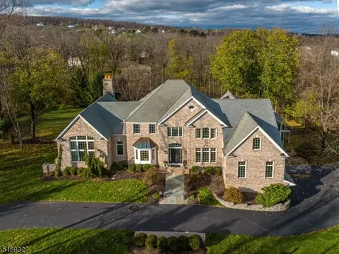 5 Knollwood Rd, Raritan Twp., NJ 08551