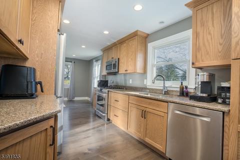 2 Brookside Pl, Flemington, NJ 08822 photo 12