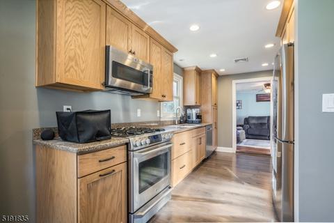 2 Brookside Pl, Flemington, NJ 08822 photo 15