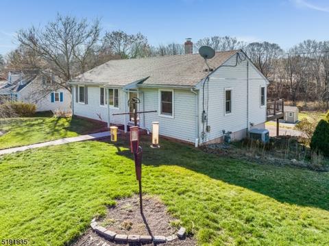 2 Brookside Pl, Flemington, NJ 08822 photo 4