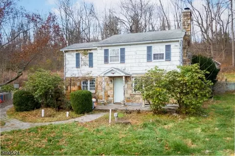 219 S Lincoln Ave, Washington, NJ 07882