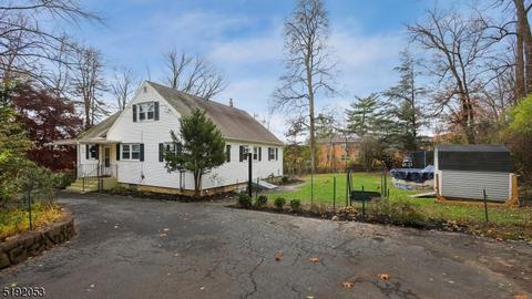 379 North Dr, North Plainfield, NJ 07060 photo 26