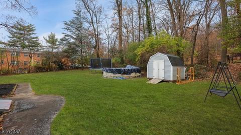 379 North Dr, North Plainfield, NJ 07060 photo 27