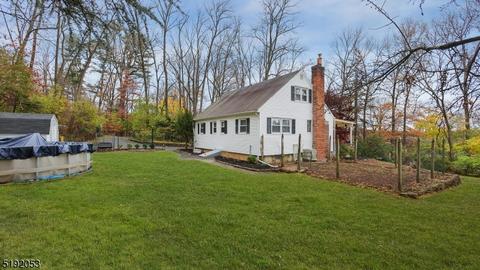 379 North Dr, North Plainfield, NJ 07060 photo 28