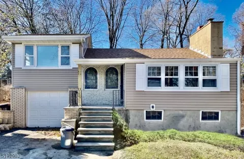 41 Highland Ave, West Milford, NJ 07480