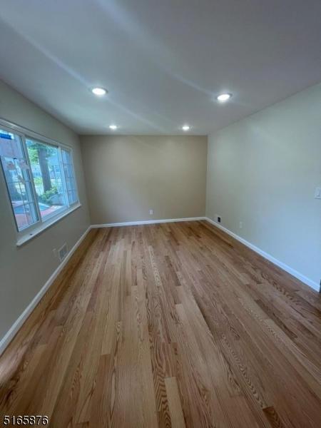 497 W Anderson St, Hackensack, NJ 07601 photo 8