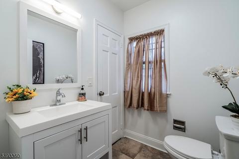 505 Berkeley Ave, City Of Orange, NJ 07050 photo 13