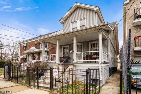 25 Edwin Pl, Newark, NJ 07112 photo 1