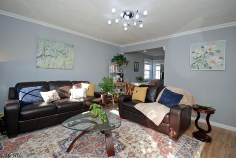 104 Cap Ln, Middlesex, NJ 08846 photo 4