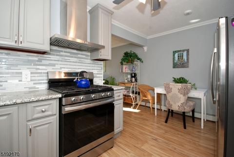 104 Cap Ln, Middlesex, NJ 08846 photo 7