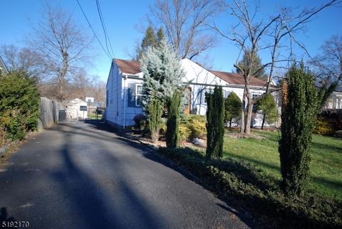 104 Cap Ln, Middlesex, NJ 08846 photo 21