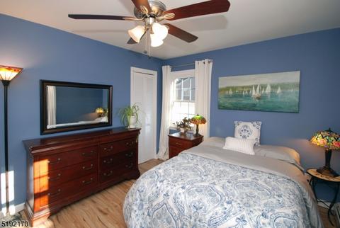 104 Cap Ln, Middlesex, NJ 08846 photo 11