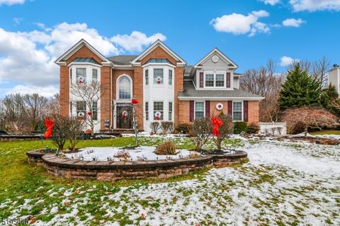 16 Saunders Ln, Hackettstown, NJ 07840 photo 1