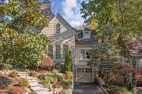 87 Maple St, Millburn, NJ 07041 photo 1