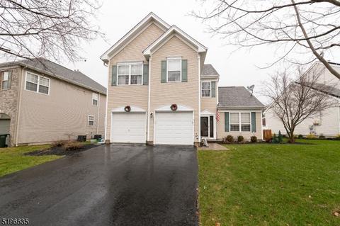 67 Saxton Dr, Hackettstown, NJ 07840 photo 1
