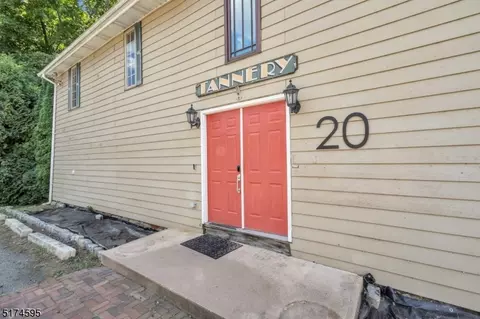 20 Main St, Stanhope, NJ 07874
