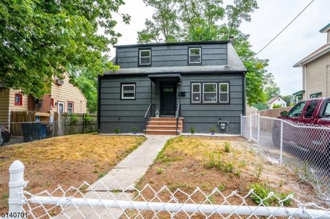 313 Halsey St, Plainfield, NJ 07063 photo 1