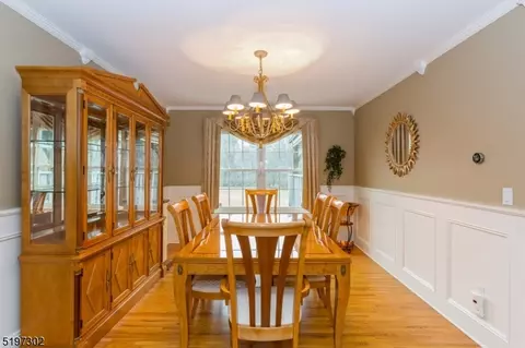 515 Grandview St, Middlesex, NJ 08846 photo 8