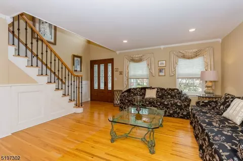 515 Grandview St, Middlesex, NJ 08846 photo 11