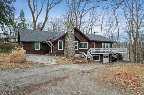 114 Glenside Trl, Sparta, NJ 07871