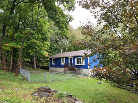 34 Deckertown Tpke, Wantage, NJ 07461