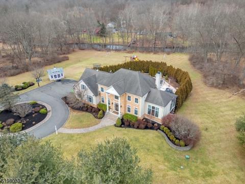 138 Old Turnpike Rd, Port Murray, NJ 07865