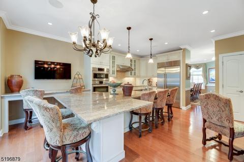 32 Metzger Dr, West Orange, NJ 07052
