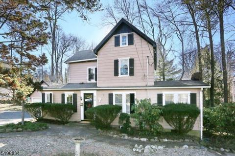 534 Closter Dock Rd, Closter, NJ 07624