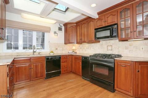 534 Closter Dock Rd, Closter, NJ 07624 photo 13