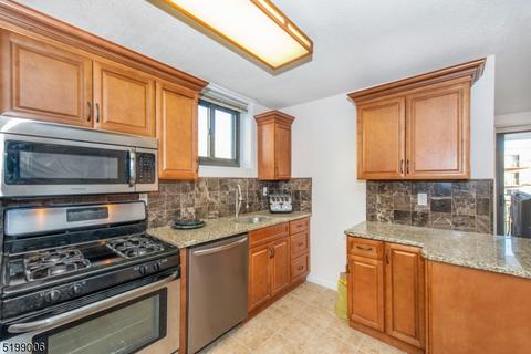 235 Prospect Ave #3C, Hackensack, NJ 07601 photo 1