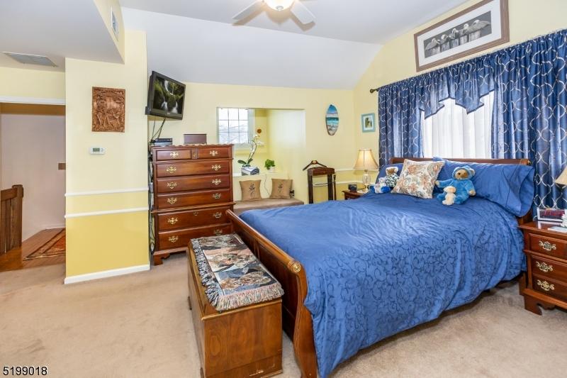  11 Cable Ct, Montville, NJ 07045 photo 16