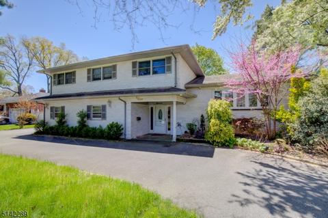 11 Meissner Way, Clark, NJ 07066