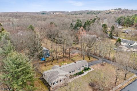 2 Ogden Rd, Mendham, NJ 07945 photo 2
