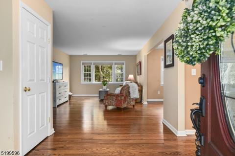 2 Ogden Rd, Mendham, NJ 07945 photo 6
