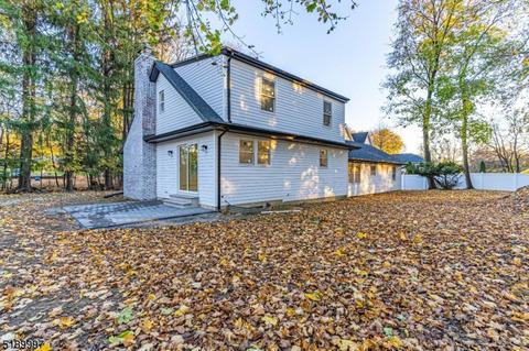 81 Hardwick Ln, Wayne, NJ 07470 photo 5