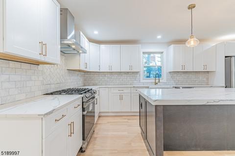 81 Hardwick Ln, Wayne, NJ 07470 photo 18