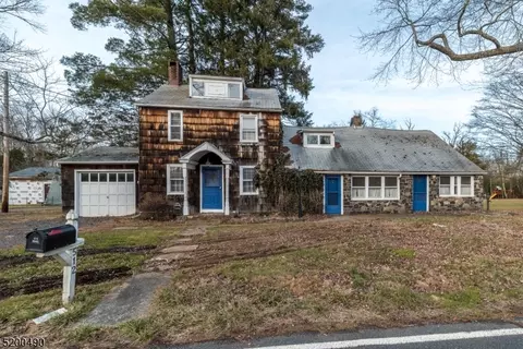 512 County Road 579, Raritan Twp, NJ 08551