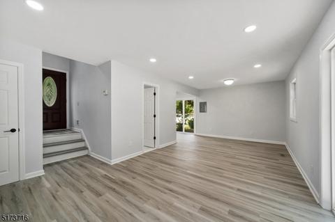 66 Lawrence Dr, Hackettstown, NJ 07840 photo 6