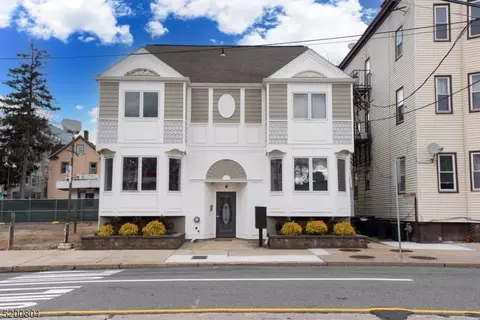 4 Macculloch Ave #3, Morristown, NJ 07960