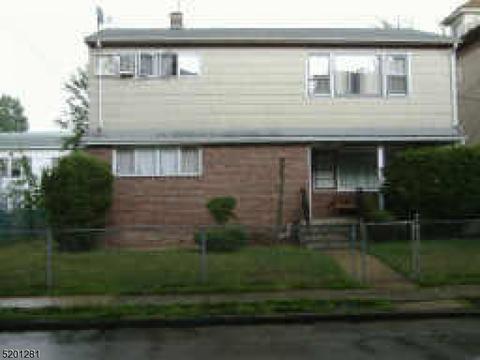 106 Smith St #2, Newark, NJ 07106