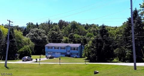 28 Ryan Rd, Wantage, NJ 07461