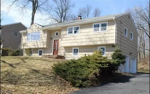 12 Lord Stirling Dr, Parsippany-troy Hills Twp., NJ 07054
